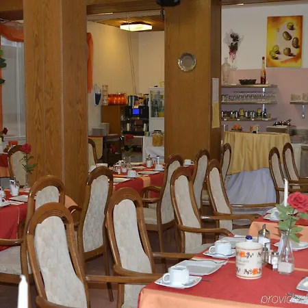 Hages 3*